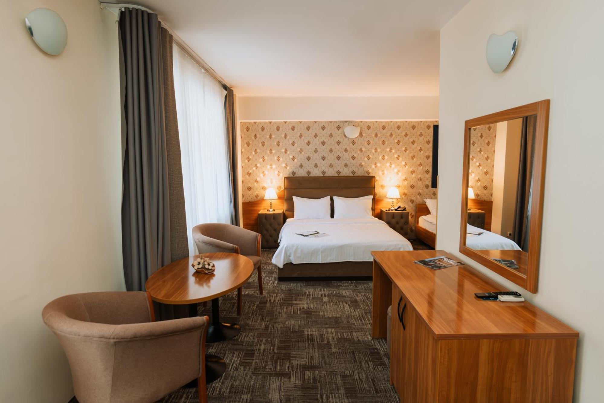 Hotel ซินายา ภายนอก รูปภาพ